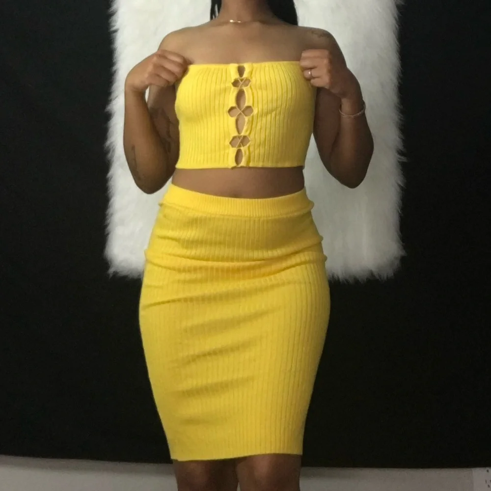 Yellow Ribbed Two-Piece Set - Picture 4 of 4